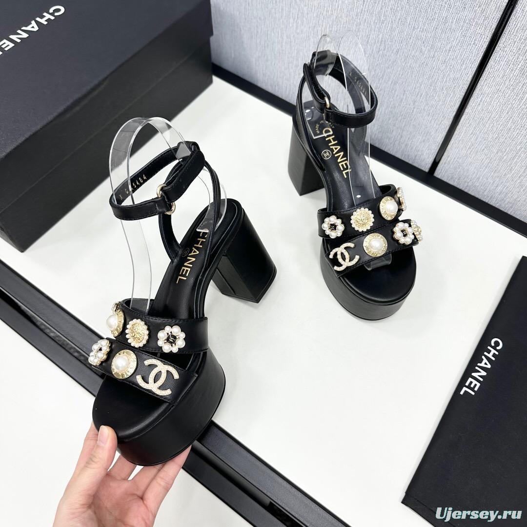2025 Women Chanel Black Leather Platform Sandals CC Logo KFY00310