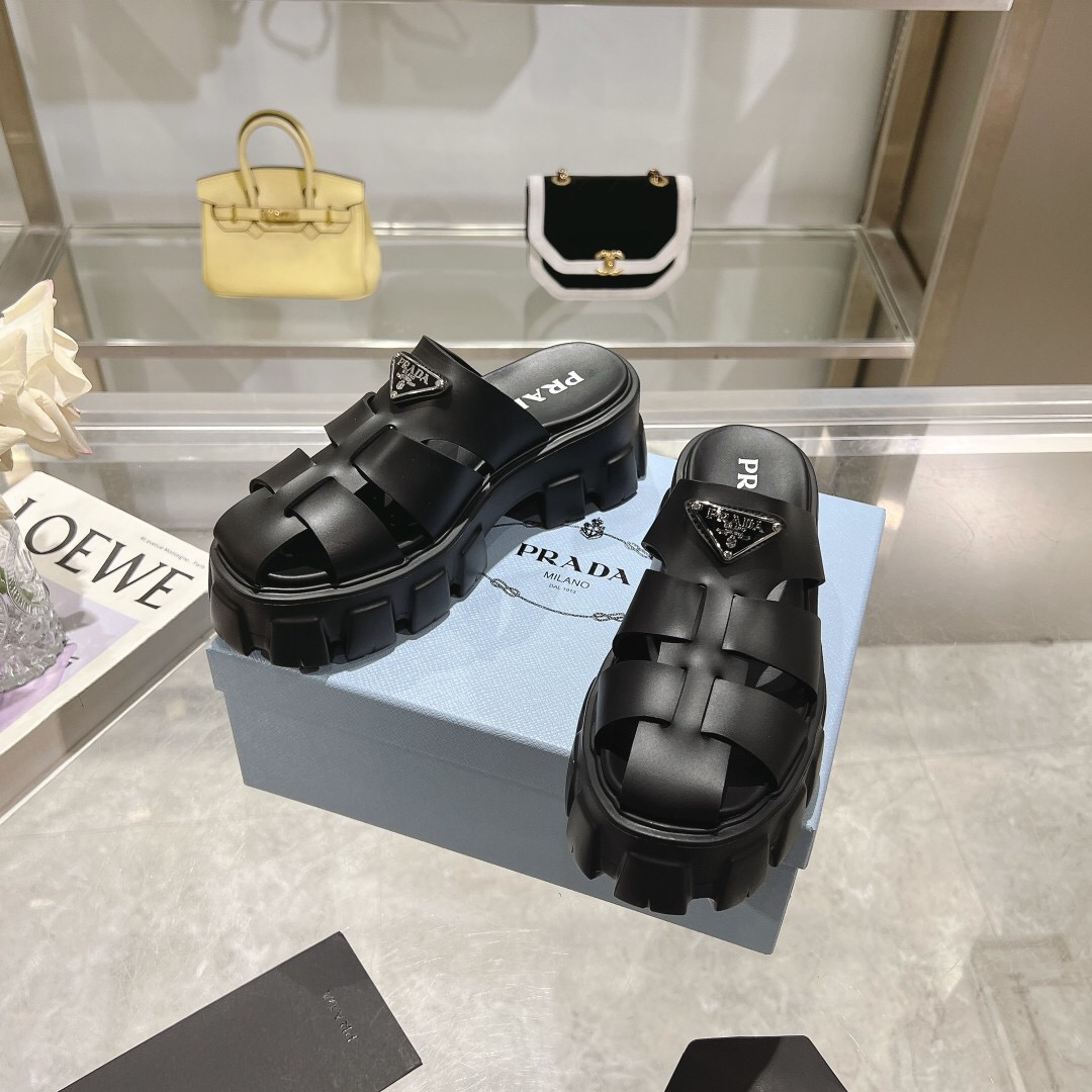 2025 Women Prada Black Leather Slingback Sandals LY00250