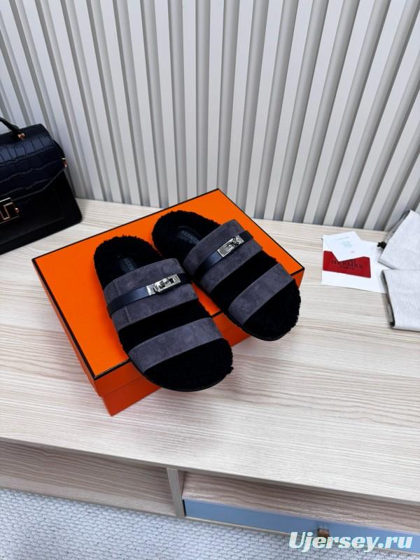2024 Slippers Hermès Black Grey Shearling Slippers MJ00300