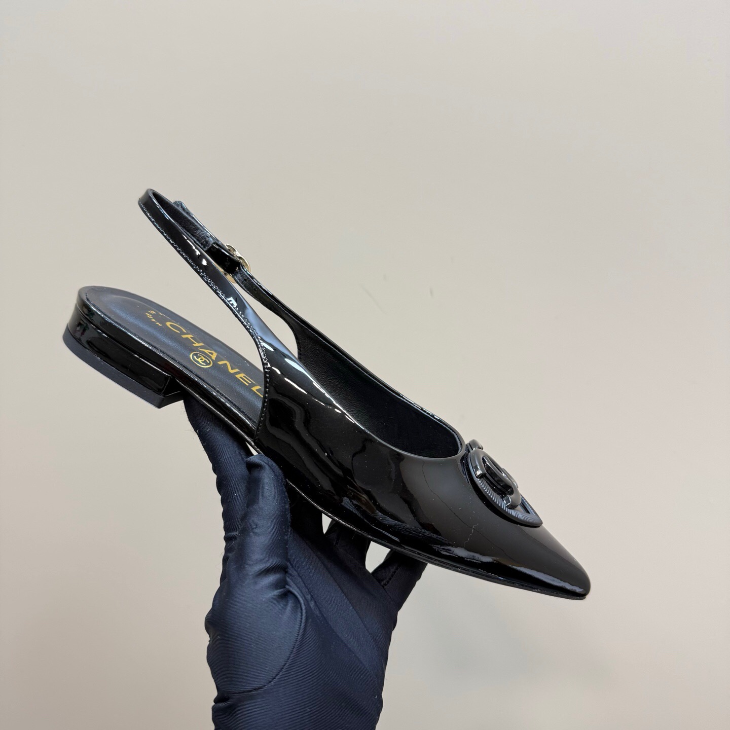 2025 Women Chanel Black Satin Leather Slingback Flats KFY00290