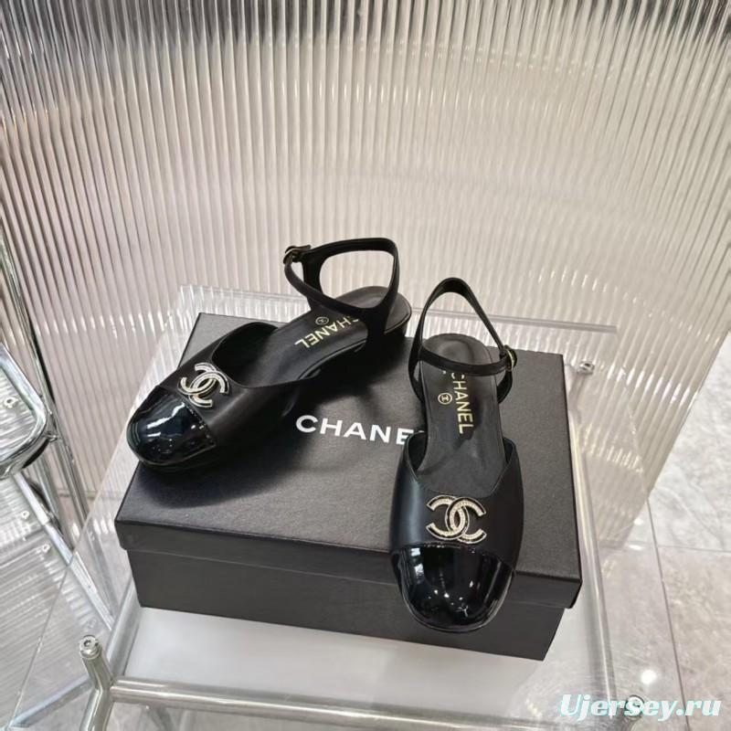 2025 Women Chanel Black Leather Patent Leather Loafers