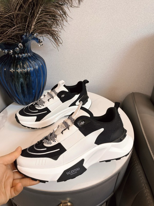 2024 Unisex Valentino black white leather mesh sneakers