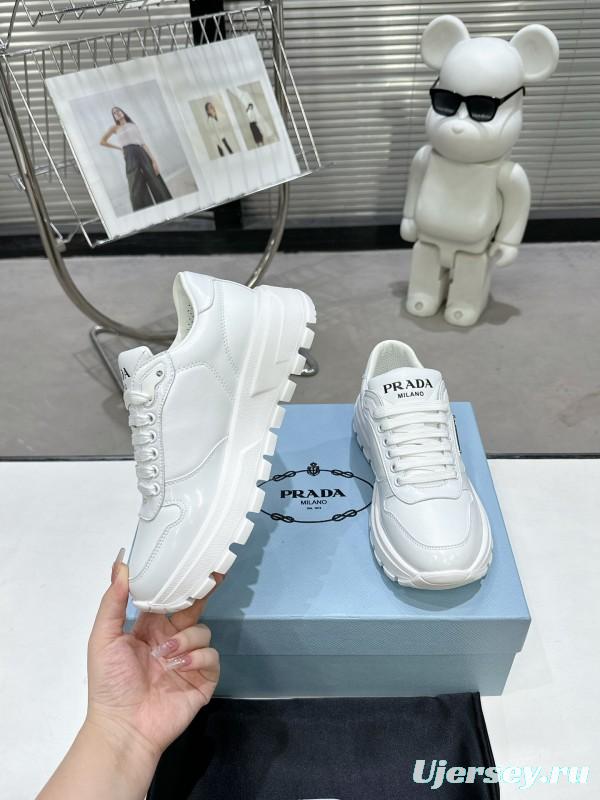2025 Men Prada White Leather Sneakers KFY00310