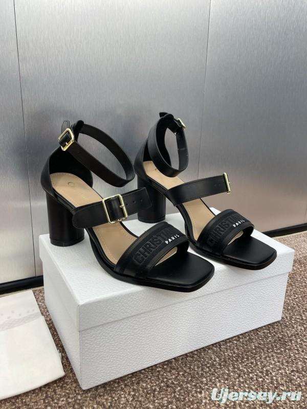 2025 Women Dior Black Leather Sandals Buckle KFY00310