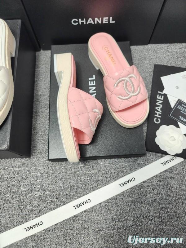 2025 Women Chanel Pink Leather Slippers