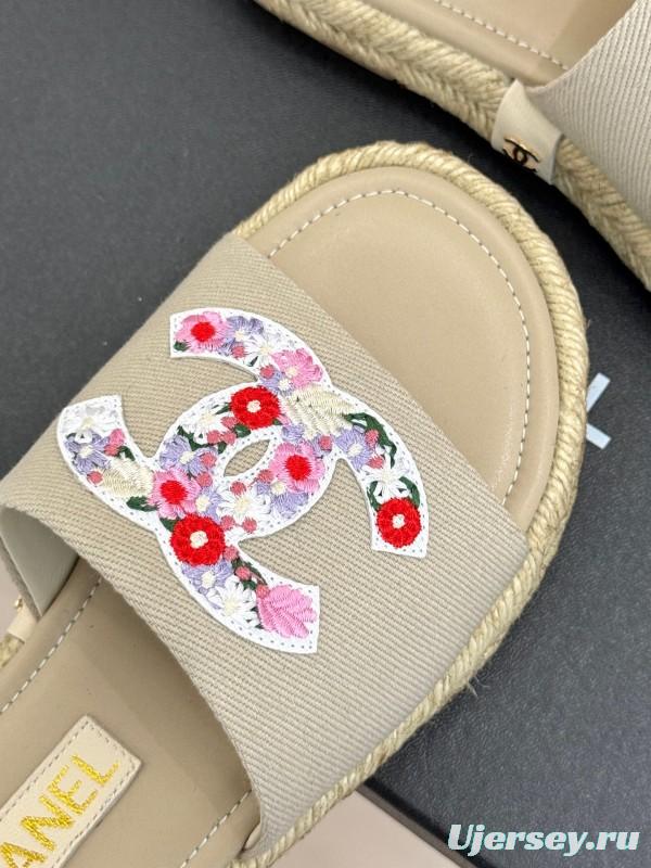2025 Slippers Chanel Beige Floral Embroidery Espadrille KFY00230