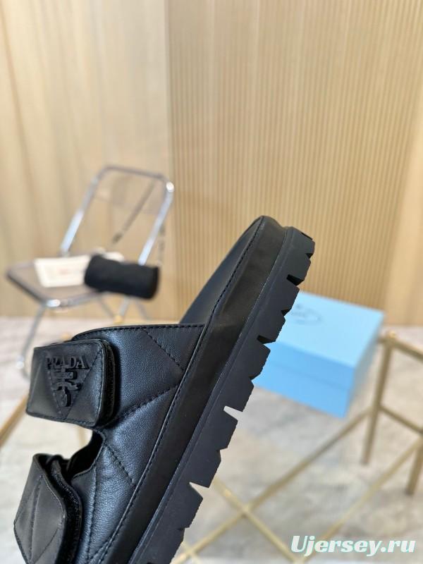 2025 Women Prada Black Leather Slippers