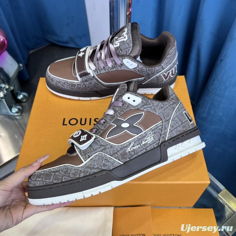 2025 Unisex Louis Vuitton Brown Grey Leather Trainer