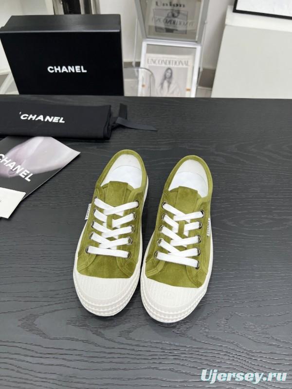 2025 Women Chanel Green Suede Casual Sneakers LY00230
