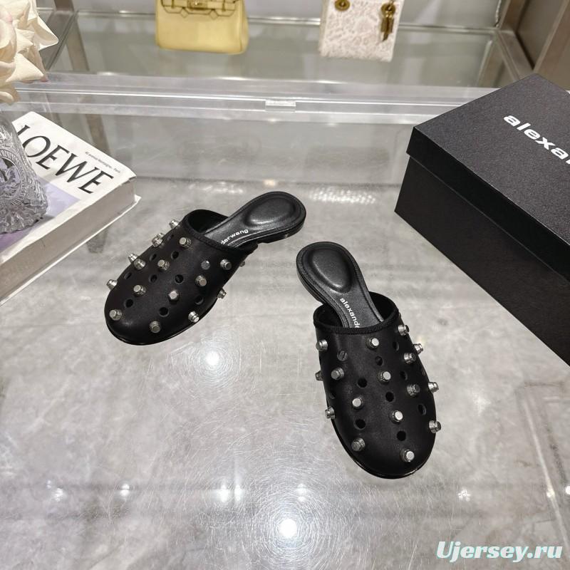 2025 Slippers Alexander Wang Black Leather Studded LY00310