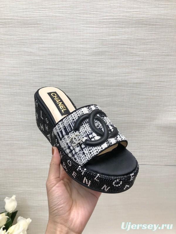 2025 Women Chanel Black White Tweed Platform Sandals LY00320