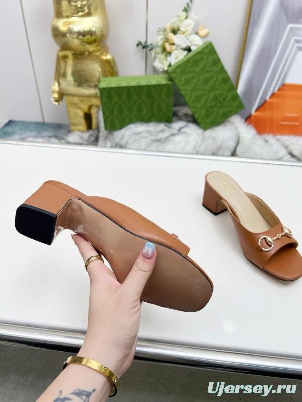 2025 Women Gucci Brown Leather Mules Classic Buckle MJ00180/215