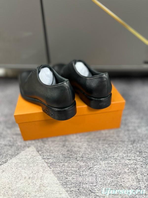 2024 Men Louis Vuitton Black Leather Formal Shoes MJ00380