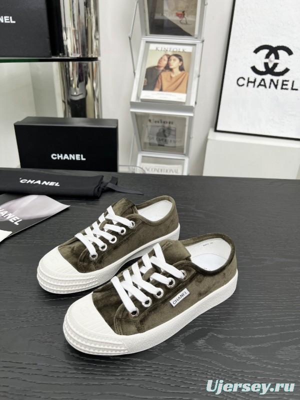 2025 Women Chanel Army Green Suede Casual Sneakers