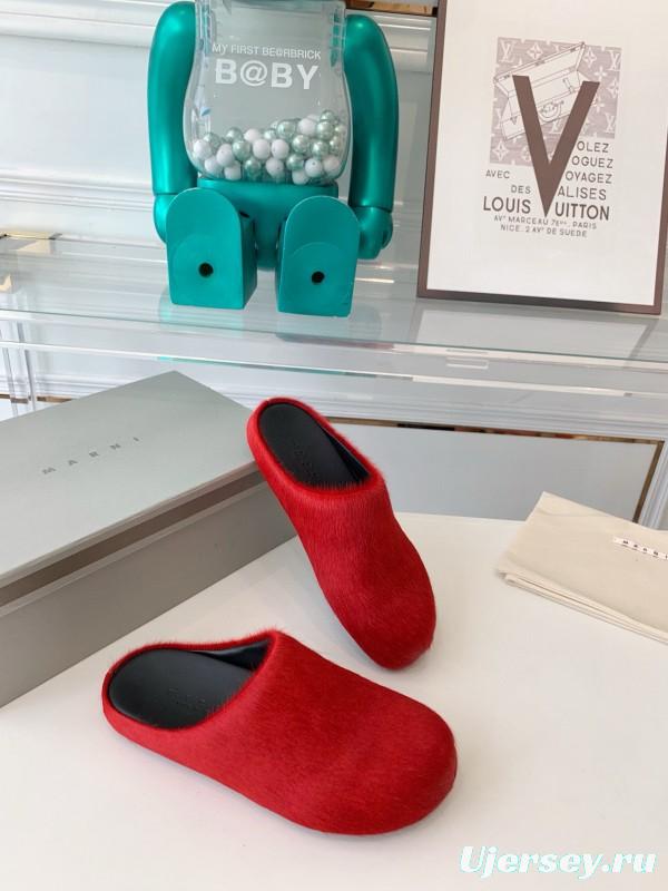 2024 Women Marni Red Pony Hair Mule