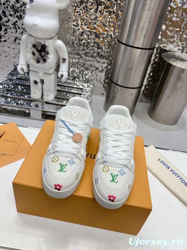 2025 Unisex Louis Vuitton White Canvas Plimsolls Top Version KFY00390