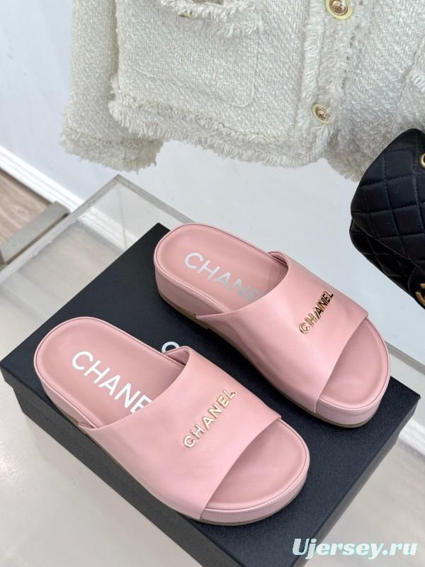 2025 Slippers Chanel Pink Leather Slippers