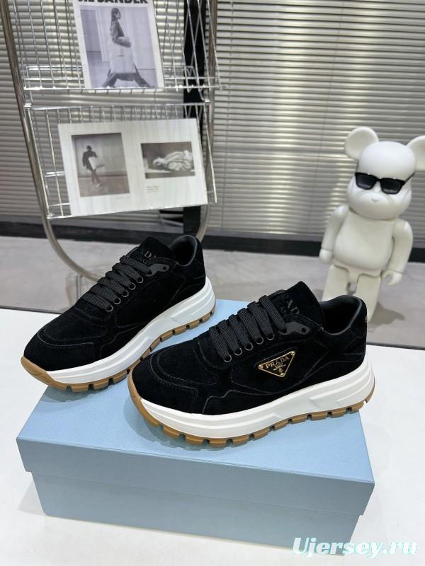2025 Unisex Prada Black Suede Leather Sneakers KFY00310