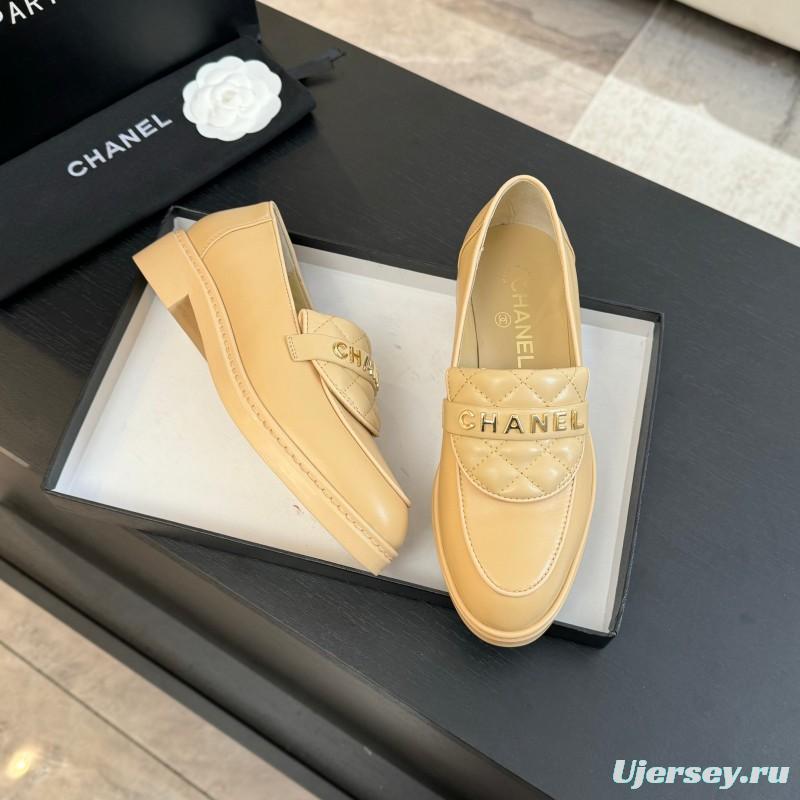 2025 Women Chanel Beige Leather Loafers KFY00310