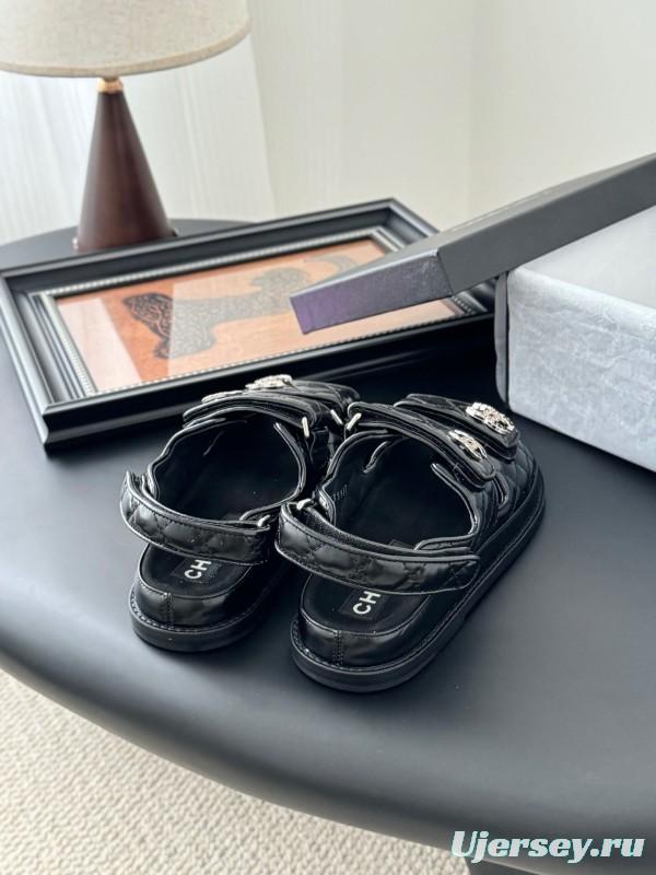 2025 Women Chanel Black Patent Leather Sandals LY00320