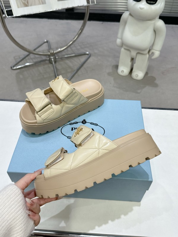 2025 Women Prada Beige Leather Slippers KFY00290
