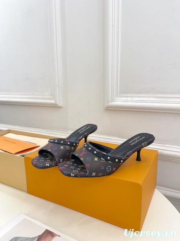 2025 Women Louis Vuitton Black Rainbow Leather Slippers KFY00290