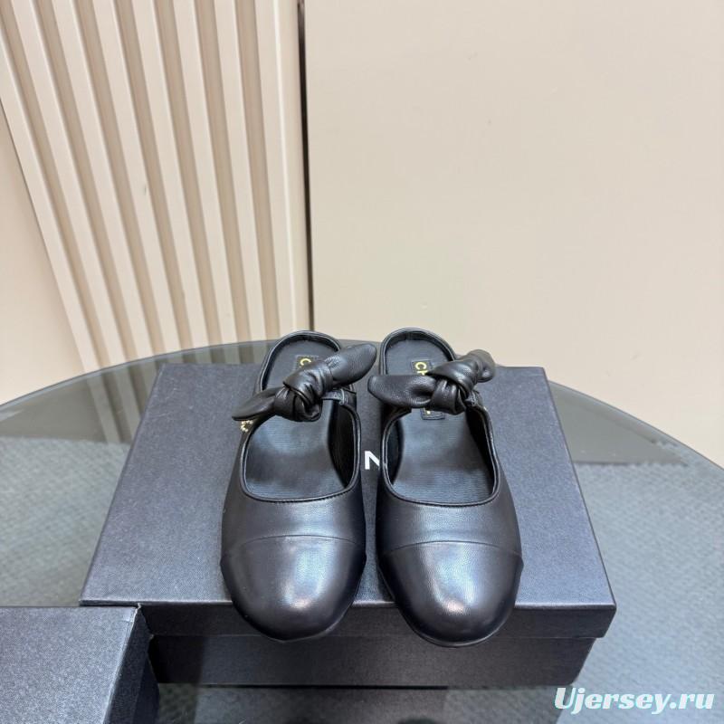 2025 Women Chanel Black Lambskin Leather Mules KFY00270