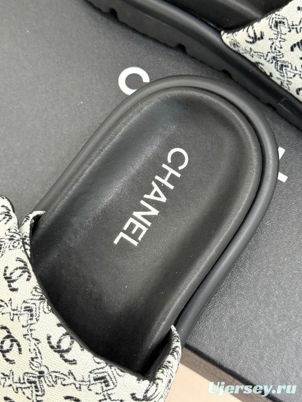 2025 Slippers Chanel Black White Nylon Slippers