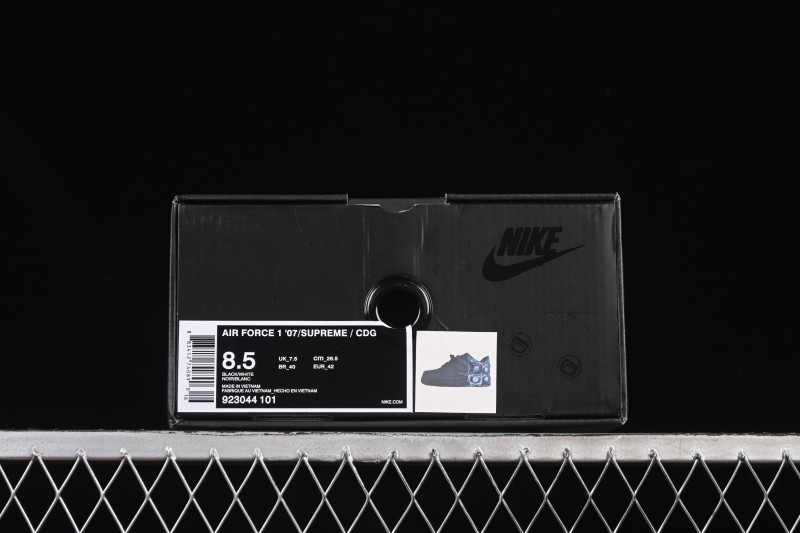 Nike Air Force 1 Low CDG Collaboration Casual Sneakers - 923044-101