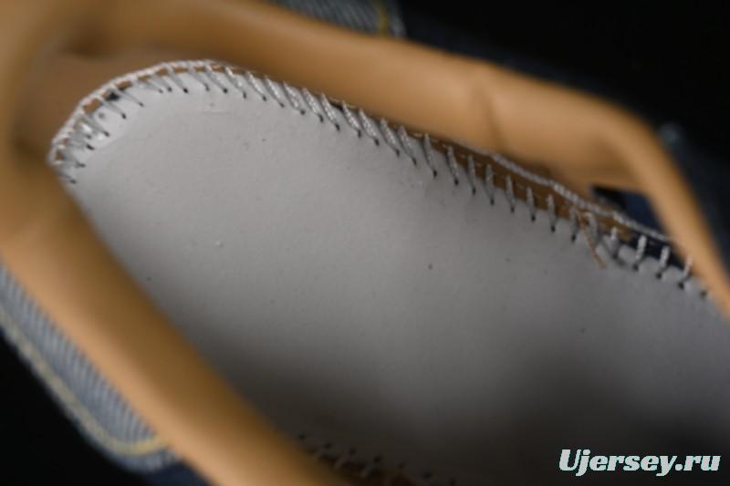 Adidas Superstar 82 Casual Sneakers with Shell Toe Design - JH5577