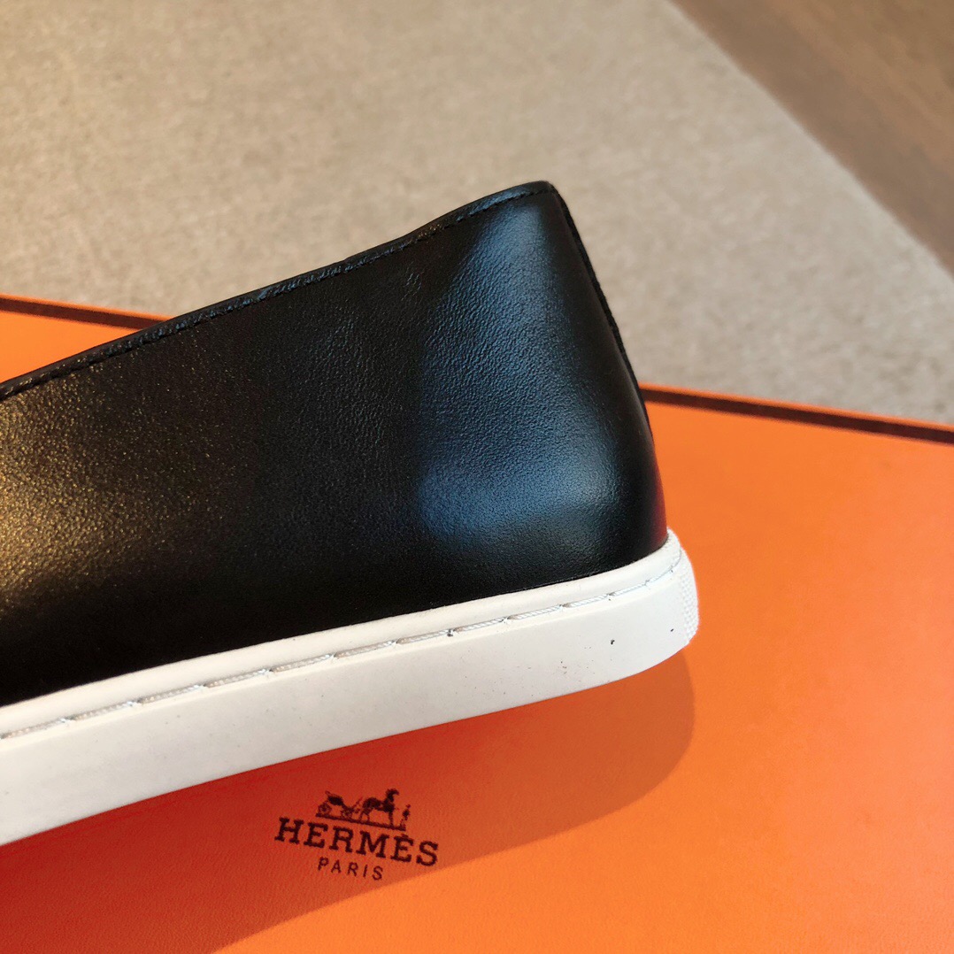 2025 Men Hermès Black Leather Loafers AS00380