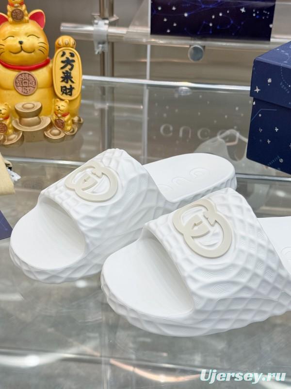 2025 Men Gucci White Rubber Slippers Interlocking G KFY00170