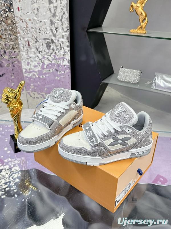 2025 Unisex Louis Vuitton Silver Grey White Leather Fabric Plimsolls Hand-Crafted Crystal AS00400