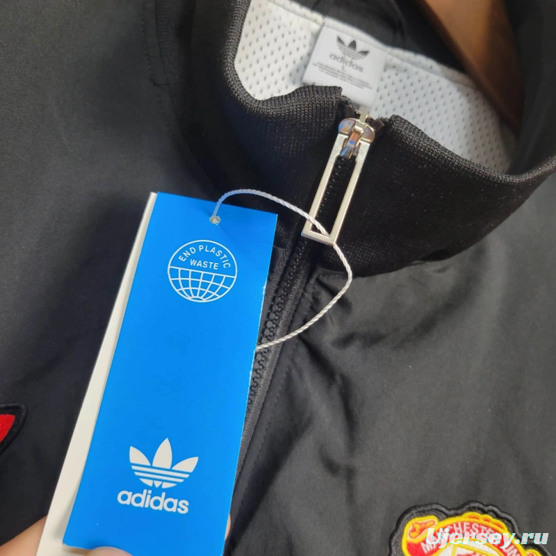 25/26 Manchester United Jacket Black Windbreaker