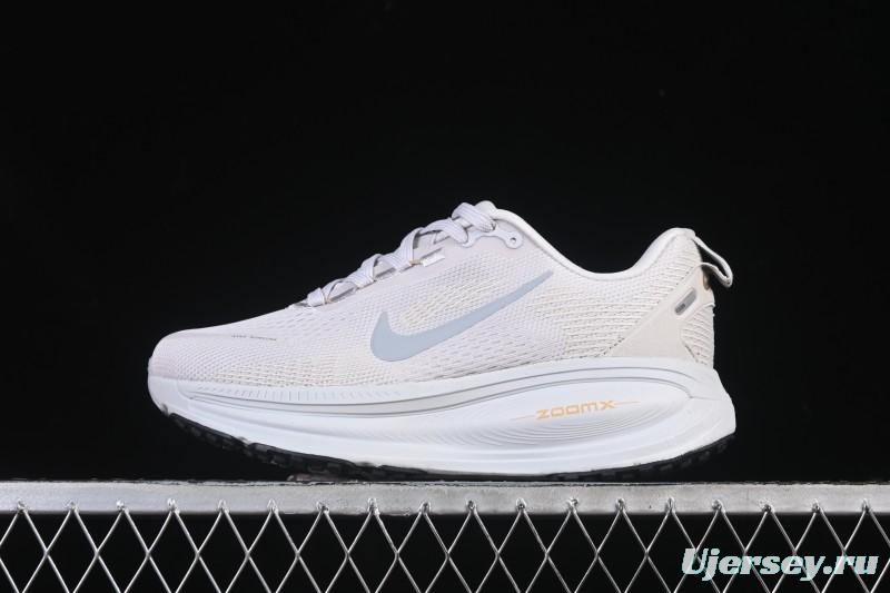 Nike Air Zoom Vomero 18 Cushioned Running Shoes - HM6803-009
