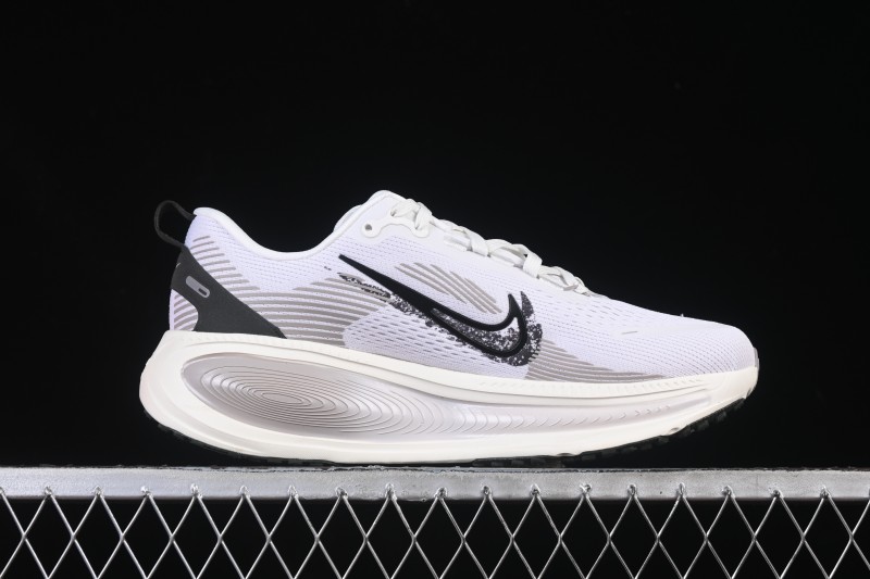 Nike Air Zoom Vomero 18 Cushioned Running Shoes - IB5726-100