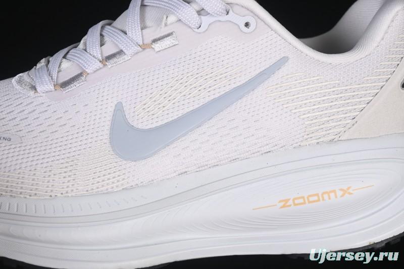 Nike Air Zoom Vomero 18 Cushioned Running Shoes - HM6803-009