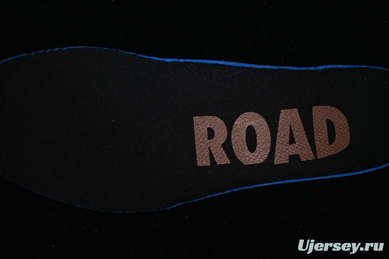 Nike Air Zoom Vomero 18 Cushioned Running Shoes - IH4454-001