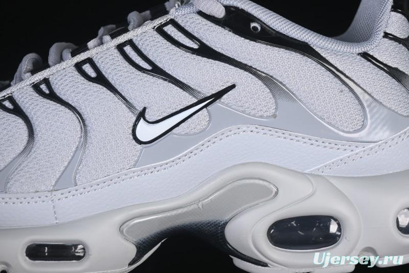 Nike Air Max Plus Retro Running Shoes with Air Cushion Technology - 852630-021