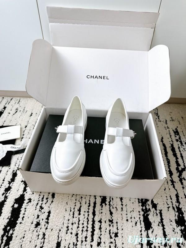 Chanel 2025 SS Loafers Classic Elegant Design - KFY00320