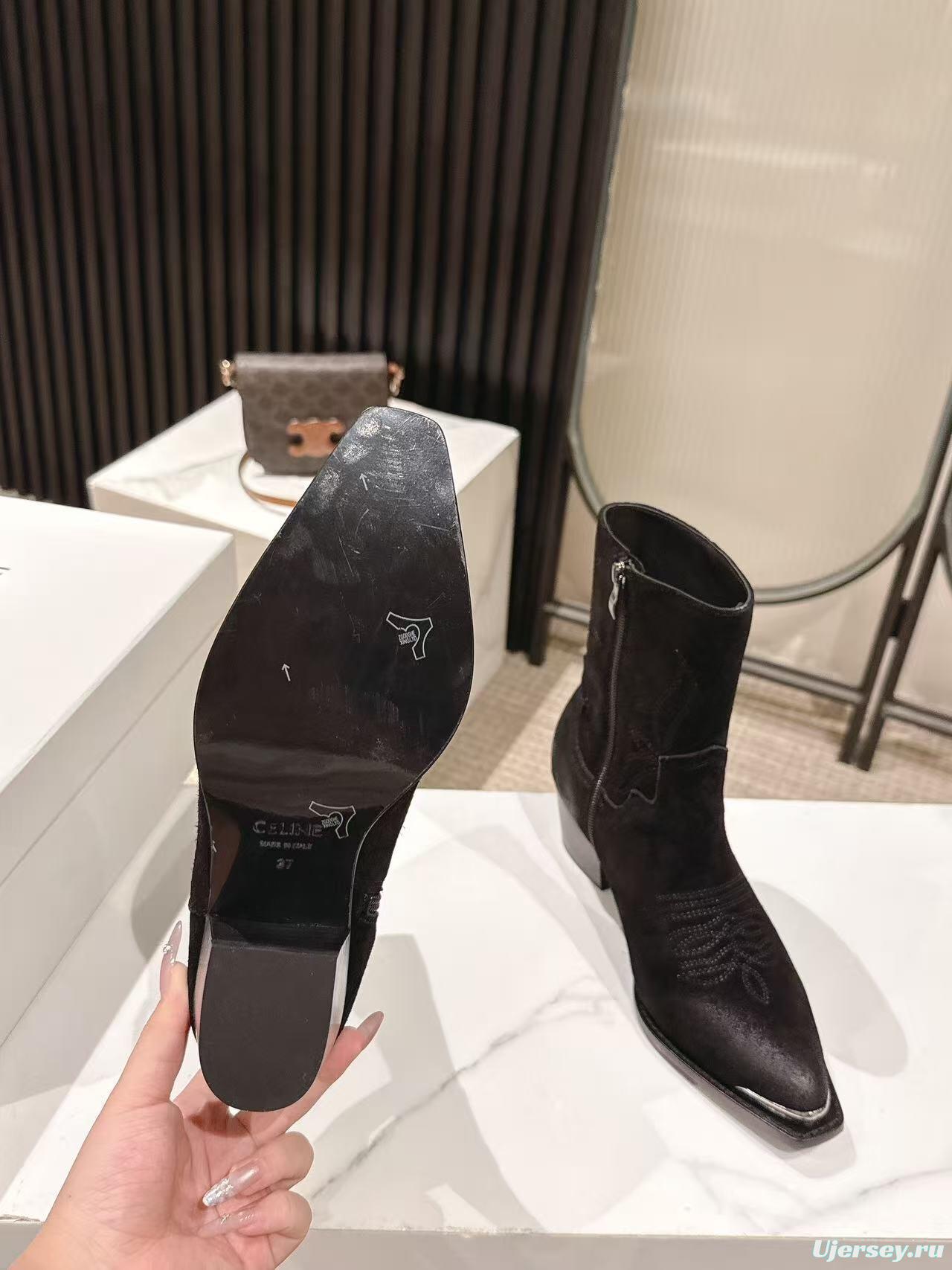 CELINE Fall/Winter 2025 Retro Fashion Ankle Boots - LY00440