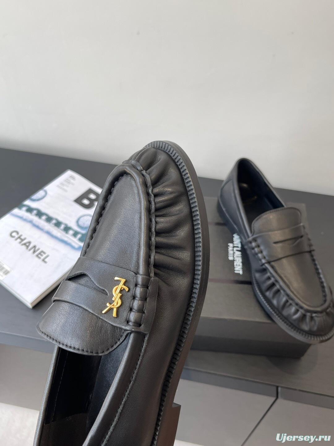 Saint Laurent Classic Loafer Mule Flats - KFY00350