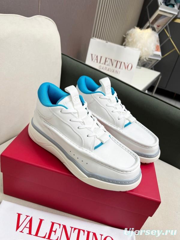 VALENTINO RUNBOOT Mid-Top Sneakers with Lightweight Comfort - AS00380