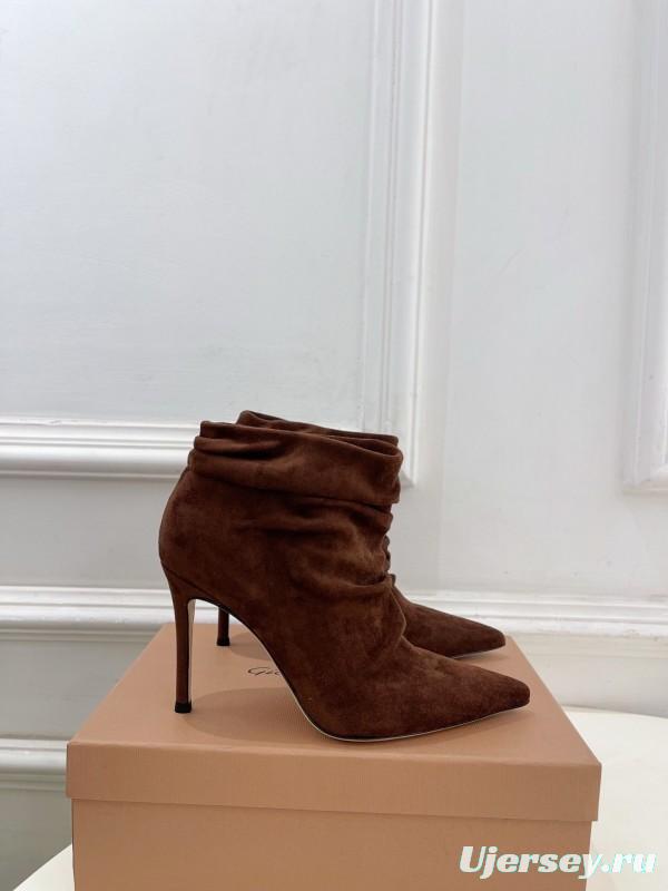 Gianvito Rossi Fall/Winter 2025 GR Pointed Toe Retro Pleated High Heel Ankle Boots - KFY00340