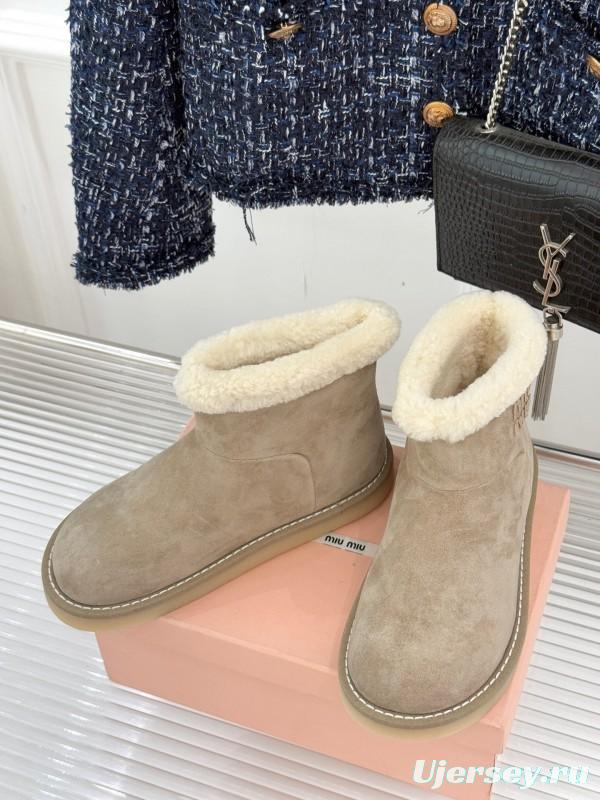 Miu Miu Retro Shearling Platform Snow Boots - KFY00300