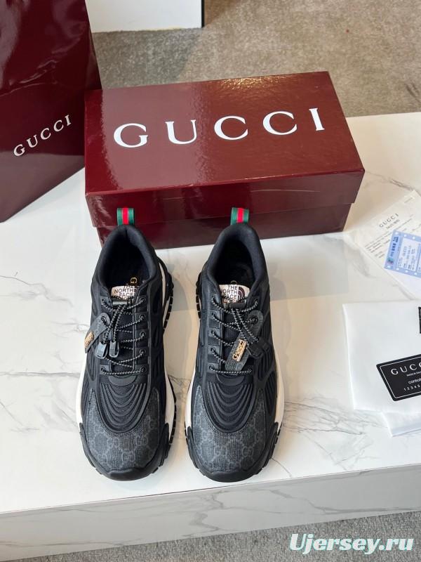 Gucci 2.0 Sneakers with Reflective Stripes and Retro Design - LY00320