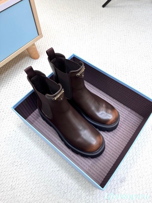 Prada Spring/Summer 2025 Platform Ankle Boots - LY0340