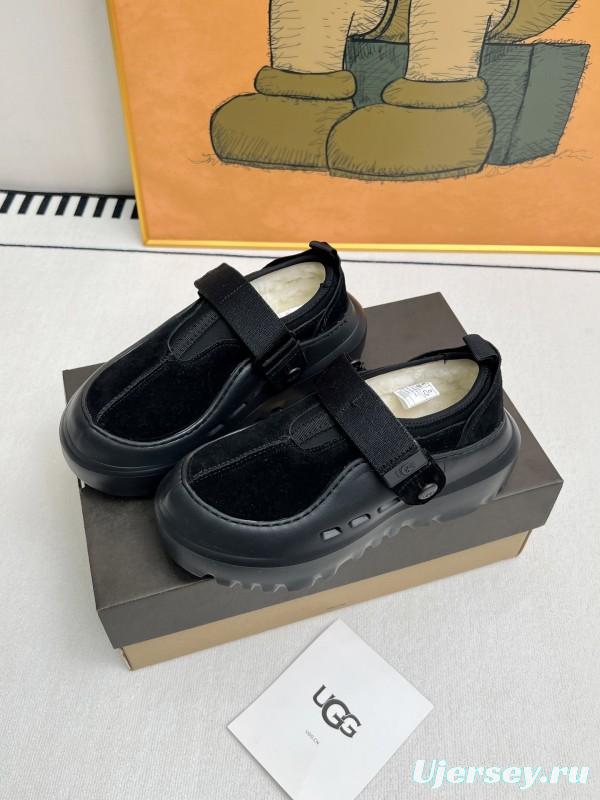 UGG Little Potato Half-Slip On with Lightweight Sole - MJ00