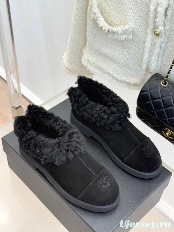 Chanel 25K Series Two-Tone CC Fur Snow Boots - KFY00270