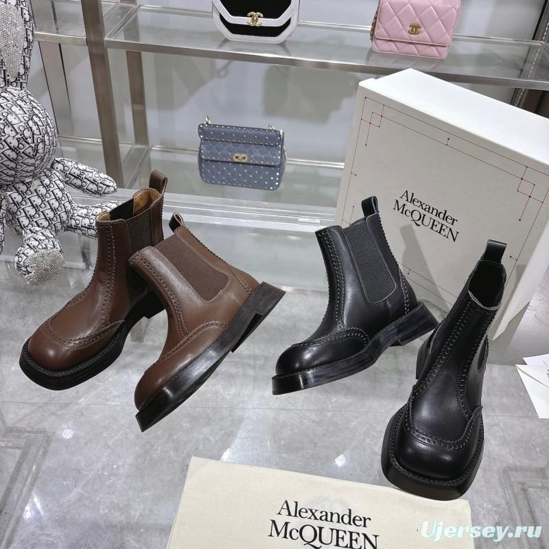 Alexander McQUEEN Retro Chelsea Short Boots Spring Autumn Collection - KFY00340